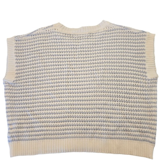 Womens Knit Sweater Top Small Winter White W Blue Stripes‎ Cap Sleeve Coastal - Picture 3 of 4